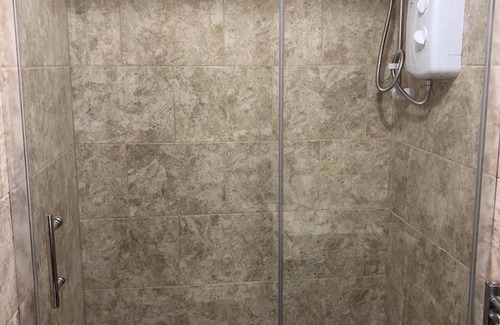 Nottingham House | Studio Self contained flat free Parking