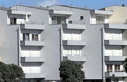 A Ver-o-Mar Apartment | Studio Sleeps 4 - Patio - Free parking - Tv & WiFi