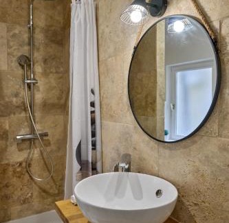 Nevers Apartment | Studio Solana Hyper center by Primo conciergerie