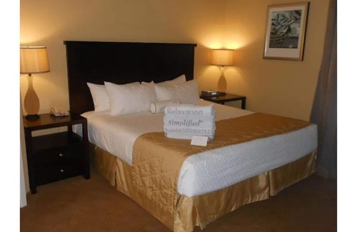 North Scottsdale Resort | Studio Suite at Scottsdale Resort (Sleeps 4!)