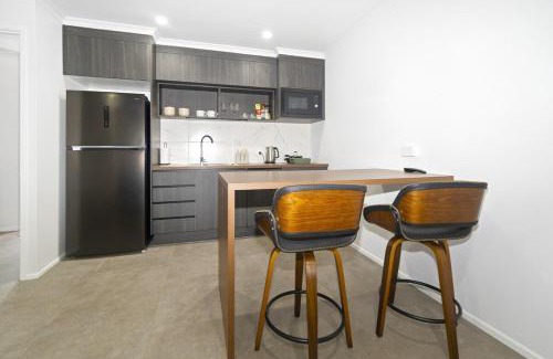 Svensson Heights Apartment | Studio Three