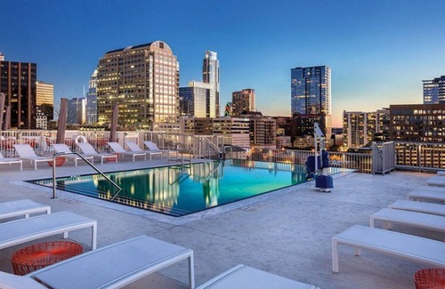 Civic District Condo | Studio unit/Austin - Full Kitchen, W/D, Rooftop Pool, & More!