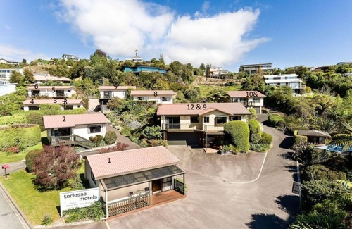 Kaiteriteri Apartment | Studio Unit Sea View Mid Level