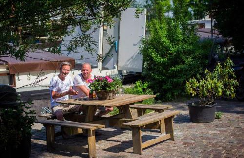 Nieuwmarkt en Lastage Apartment | studio Vincent van Gogh