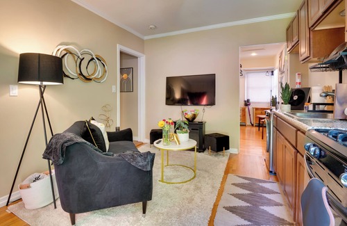 View Park-Windsor Hills Apartment | Studio w/Hot Tub Access, 4 Mi to SoFi Stadium