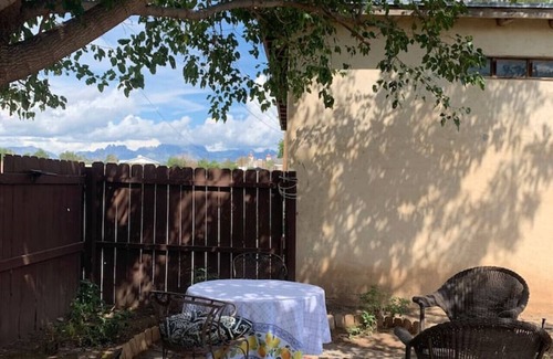 Mesilla Park House | Studio w/queen bed, pets ok, 3 min to Farmer's mkt