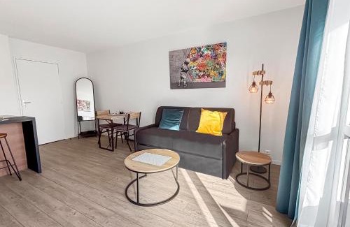Margny-les-Compiegne Apartment | Studio Wi-Fi et balcon, très bien situé