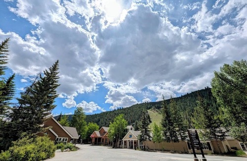 Mountain House Condo | Studio with a quick walk to River Run!