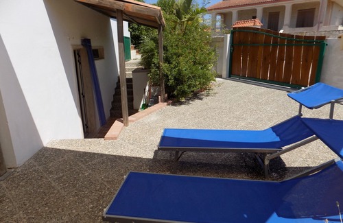 Taviano House | Studio with garden overlooking the sea