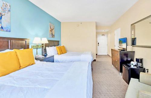 Florida Central Atlantic Coast Hotel | Studio with Hot Tub & Pool Near Universal Studios