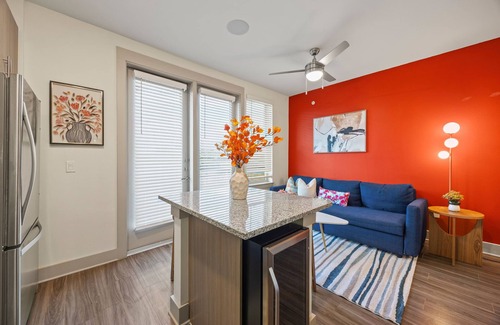 Fort Worth Apartment | Studio with Patio, Pool, Gym, Parking, Queen Bed & More