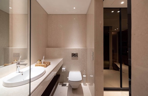 New Cairo House | Studio with Pool Access and Serene Garden View - GF 904