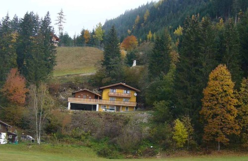 Untertauern Apartment | Studio With sauna at the edge of the forest