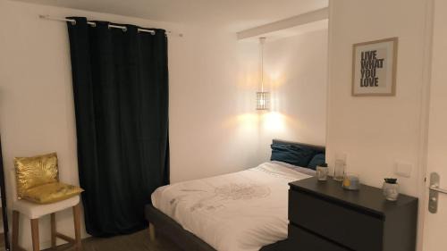 Saint-Zacharie Apartment | Studio zen et moderne à St-Zacharie