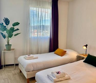 Lourdes Apartment | " Studio Zen Lourdes " 4 personnes - Centre Ville