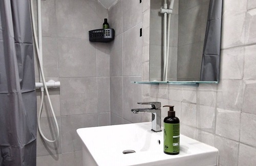 Centre Apartment | StudioGris - Charment Private Space close to Paris
