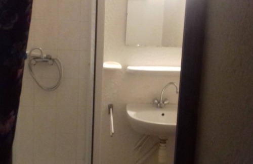 Embrun Apartment | Studios in chalets with private parking.