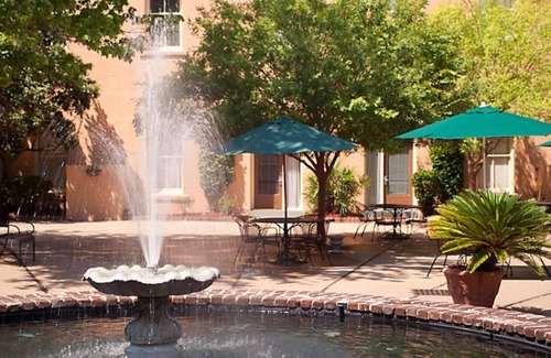French Quarter Resort | Study at The Lodge Alley Inn