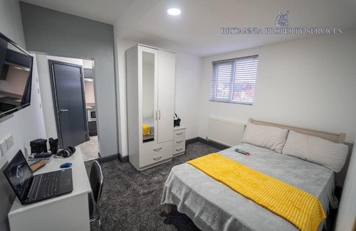 Selly Oak Apartment | Stunning 1-Bed Studio in Birmingham