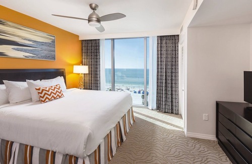 Clearwater Beach Resort | Stunning 1 Bedroom Deluxe VIP at Wyndham Clearwater Beach 02/15/21-02/22/21