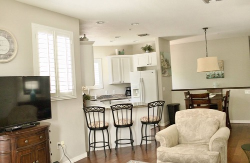 Superstition Lakes Condo | Stunning 10 out of 10 quiet gated golf condo for that home away from home