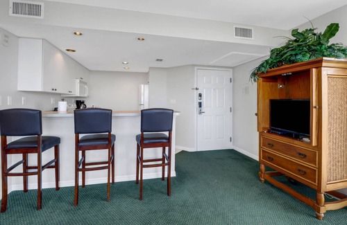 Fort Myers Beach Condo | Stunning 12th Floor Views! Pool & Hot Tub! No Resort Fees & Over $150 of Free Daily Activities!