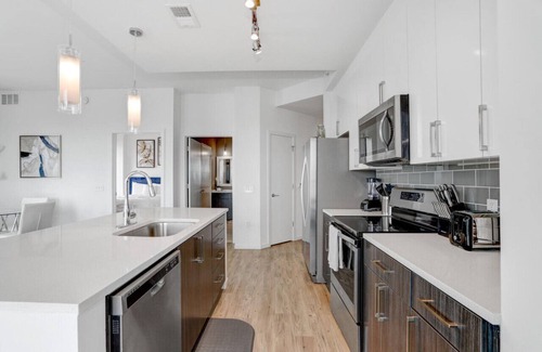 Downtown Tampa Apartment | Stunning 2-Bed Condo with Panoramic DT Tampa Views