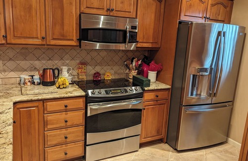 Bradenton Condo | Stunning 2-bedroom condo with AC, fitness room in brilliant Bradenton