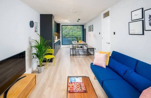 South Bank Apartment | Stunning 2-bedroom flat with riverview in Bankside