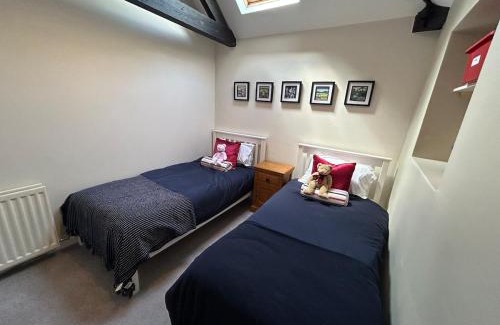 Scawton House | Stunning 2 Bedroom Stone Cottage, North York Moors