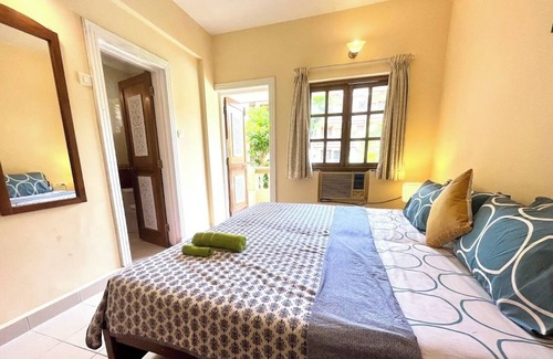 Candolim Apartment | Stunning 2 Double Bed Apartment , Candolim, Goa. Highland Beach Resort.