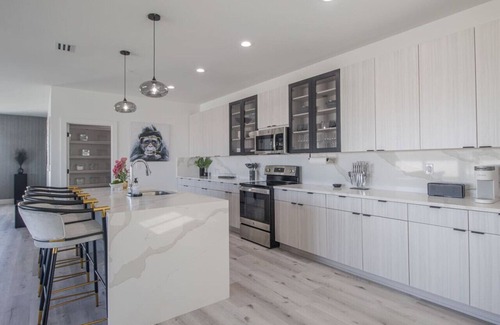 Gulfport Apartment | Stunning 2700 sq ft Penthouse with private 3,000 sq ft terrace and bar