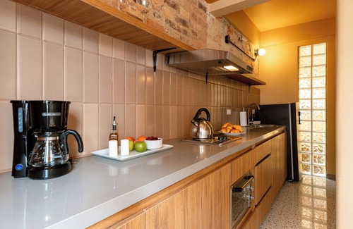 La Candelaria Apartment | Stunning 2BR Apt In La Candelaria W/Heating -AVJ2