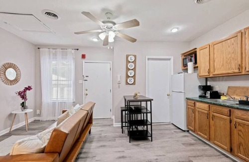 Bella Vista Apartment | Stunning 2BR in City Center