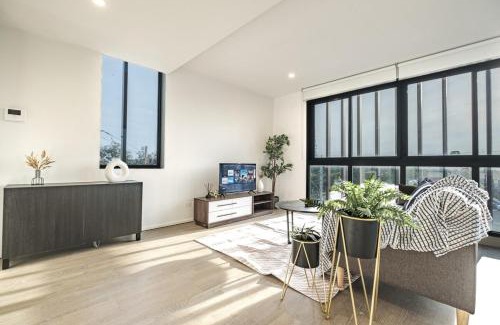 Maribyrnong Apartment | Stunning 2br Loft Maribyrnongfree Parkingbalcony