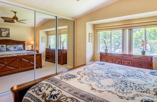Kapolei House | Stunning 3 Bed, 2 1/2 Bath Hillside Villa Located in Ko Olina Resort