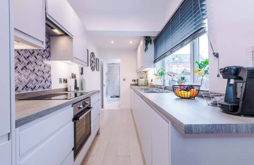 Nantwich House | Stunning 3-bed house, amazing location, sleeps 5!