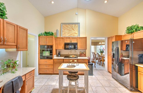 Sun City Center House | Stunning 3-Bedroom, 2-Bathroom Home – Your Dream Retreat Awaits!