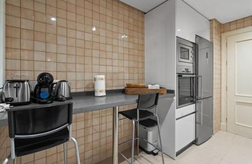 Marbella Apartment | Stunning 3-Bedroom in Alminar de Marbella - RDR456