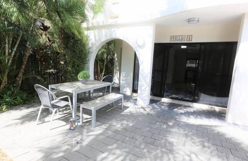 Ascot House | Stunning 3 Bedroom Private Home