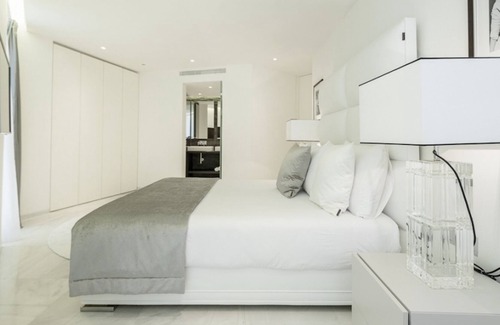 Ibiza Island Apartment | Stunning 3 bedrooms apartment with direct sea access
