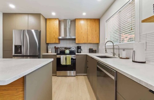 Boise House | Stunning 3BR Home - Backyard Oasis - Home Gym