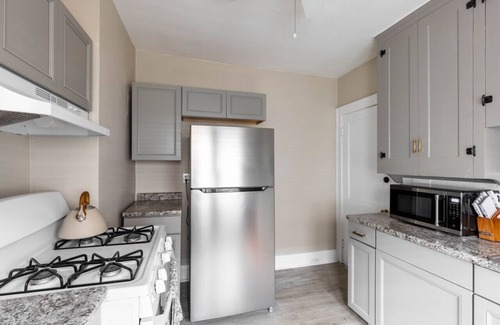 Cleveland Apartment | Stunning 3BR - Near Cleveland Clinic Main Campus