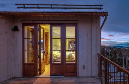 Mountain Village Condo | Stunning 4-Bedroom Private Penthouse Villa With Panoramic Views
