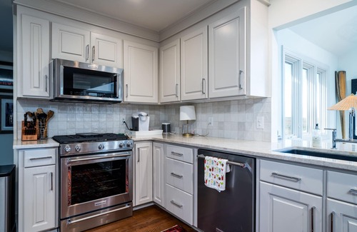 Seabrook Island House | Stunning 4 Bed/3.5 Bath w/Panoramic Marsh Views! Dock! Amenity Cards!