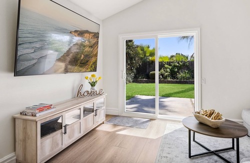Mission Viejo House | Stunning 4-bedroom home with large backyard in OC