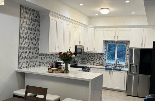 South Seas Estates House | Stunning 4-Bedroom Home