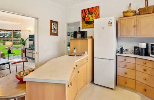 Karaka House | Stunning 4 Bedroom Home in Tranquil Rural Karaka