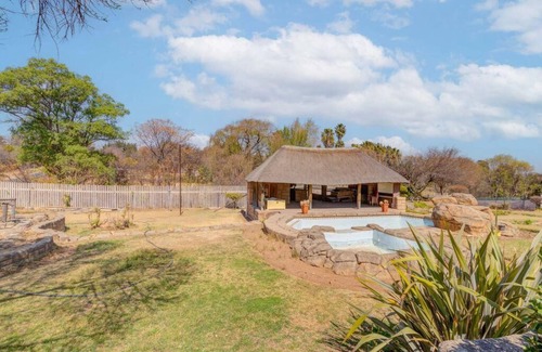 Greater Johannesburg Metropolitan Area House | Stunning 4 Bedroom House in Midrand,with pool and lapa