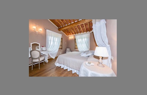 Vorno Villa | Stunning 4 Bedroom Villa near Lucca